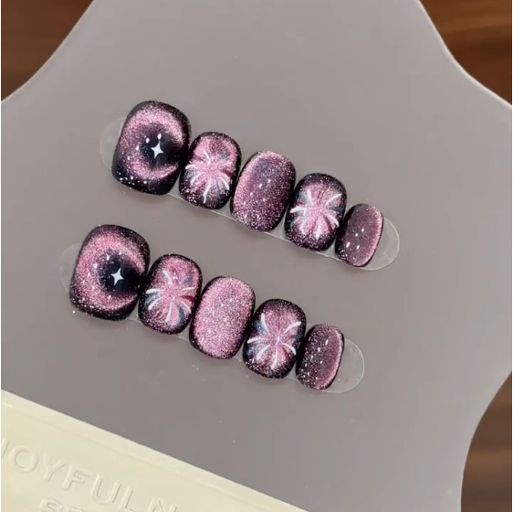 Nail Art Cat Eye - 10個入り パープル ショート ラウンドヘッド つけ爪 キラキラ輝くキャッツアイ