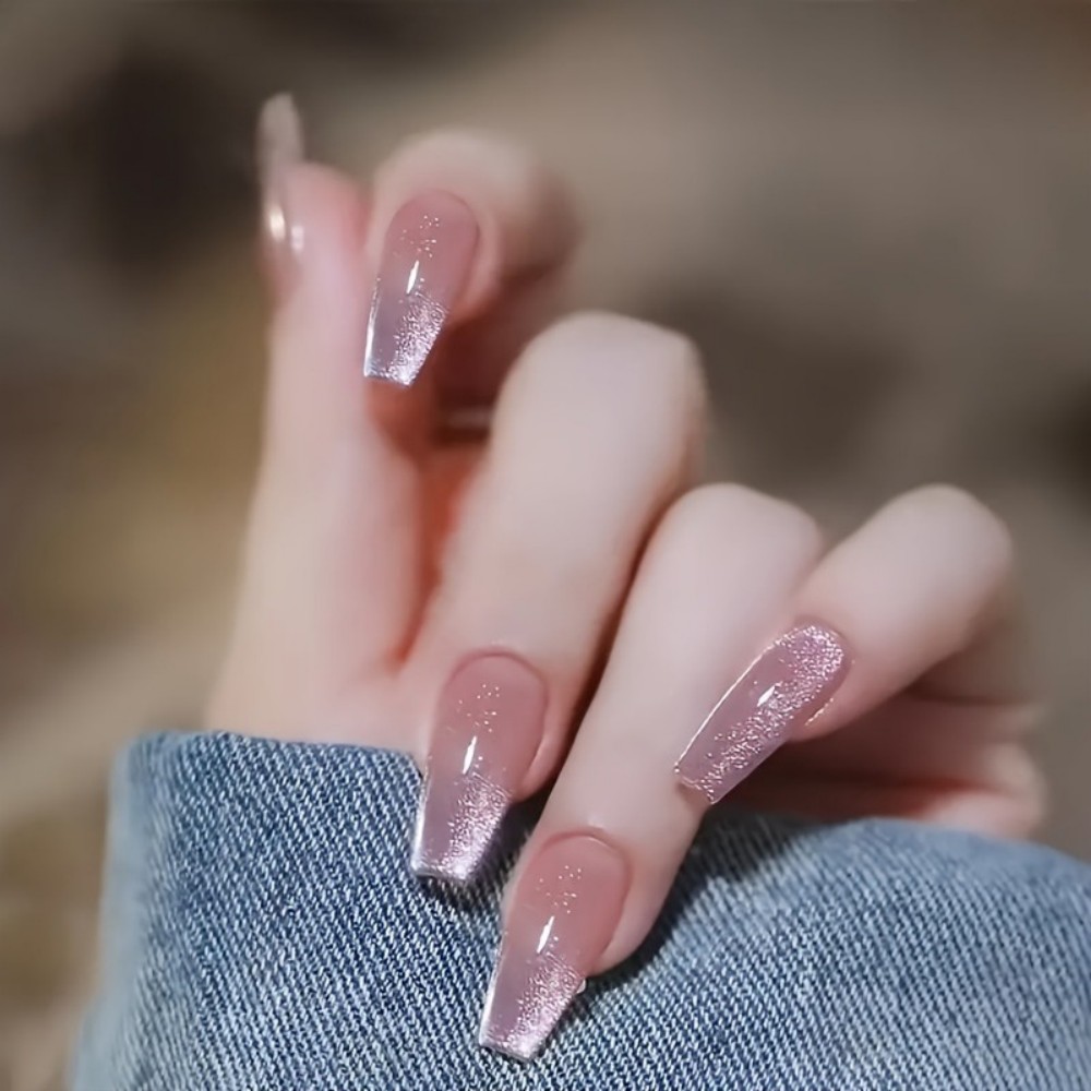 Nail Art Gliter - 24枚入り キラキラピンクグリッター キャットアイデザイン ロングバレリーナシェイプ 光沢グラデーションつけ爪 ネイルファイル＆ゼリーグルー付き