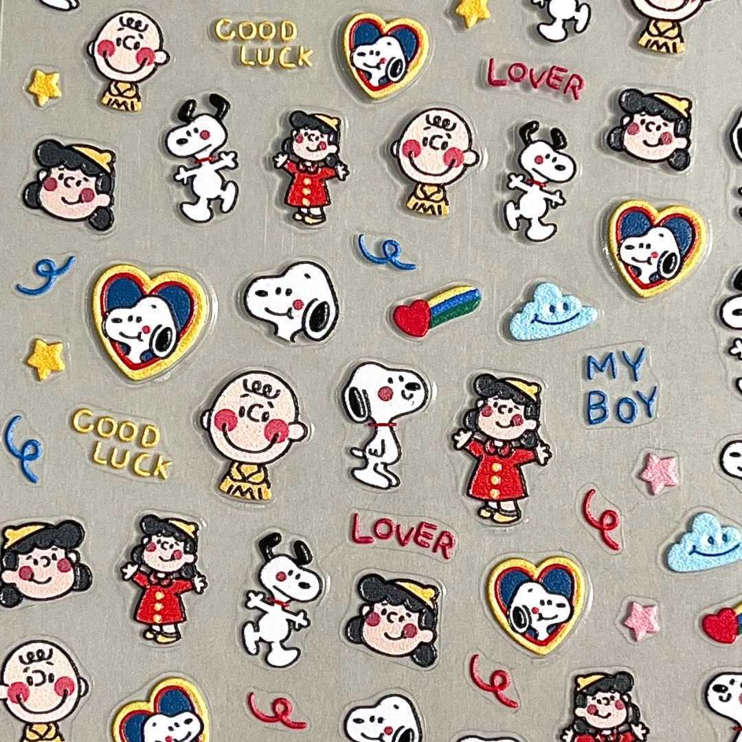 Nail Art Motif - 漫画スヌーピーエンボス加工3Dレリーフステッカー、素敵な犬のネイルアートデカール、水筒、ペン軸、ネイルデコレーション用DIYオーナメント