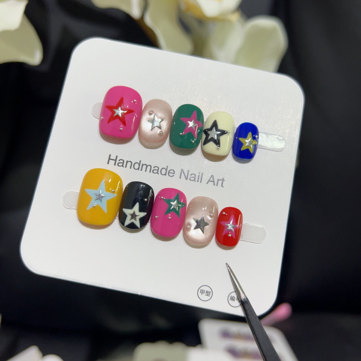 10枚入り グリッター キャットアイ ショート スクエア ラ - Nail Art Eye Cat のレビューと価格