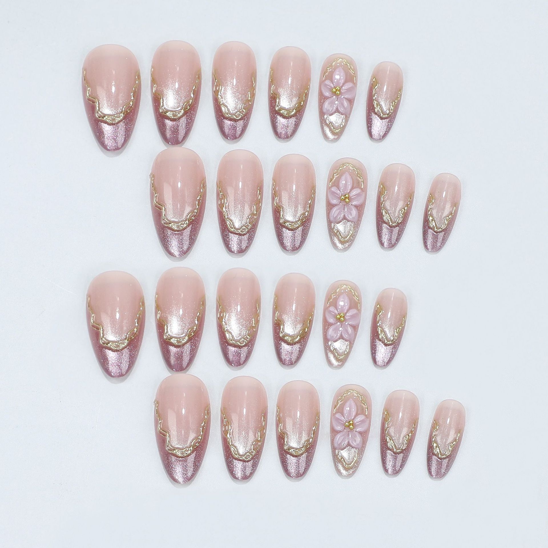 3Dフラワーデザインのフェイクネイル、光沢のあるキャットアイ - Nail Art Cat Eye のレビューと価格