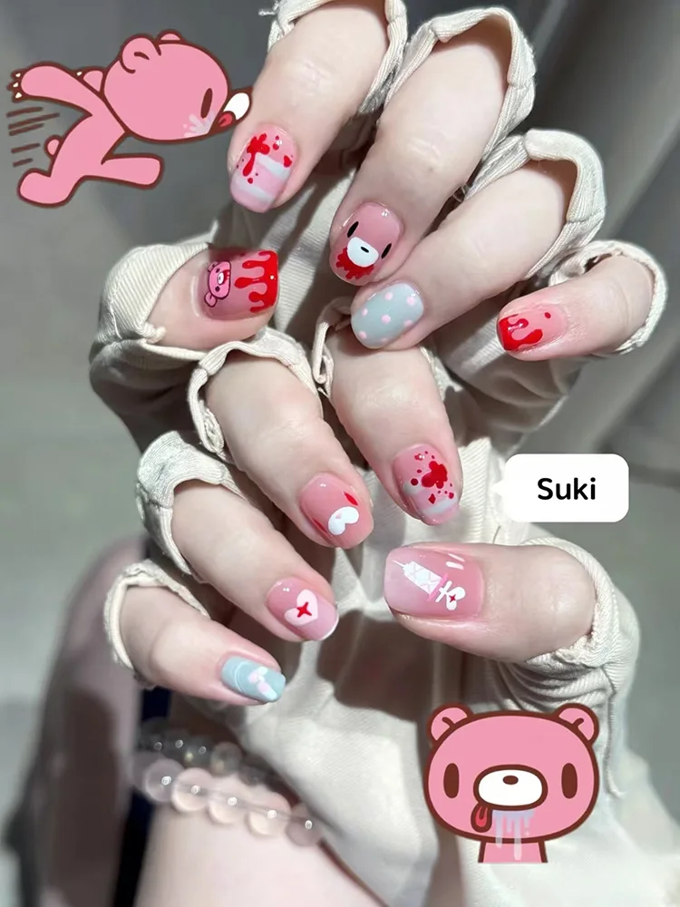 キュートなピンクのベアブリックプレスオンネイル、ミディアムロ - Nail Art Motif のレビューと価格