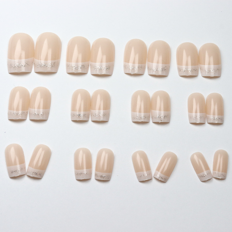 24枚入り/セット 中サイズ スクエア型 付け爪 女性用 ヌ - Nail Art Gliter のレビューと価格