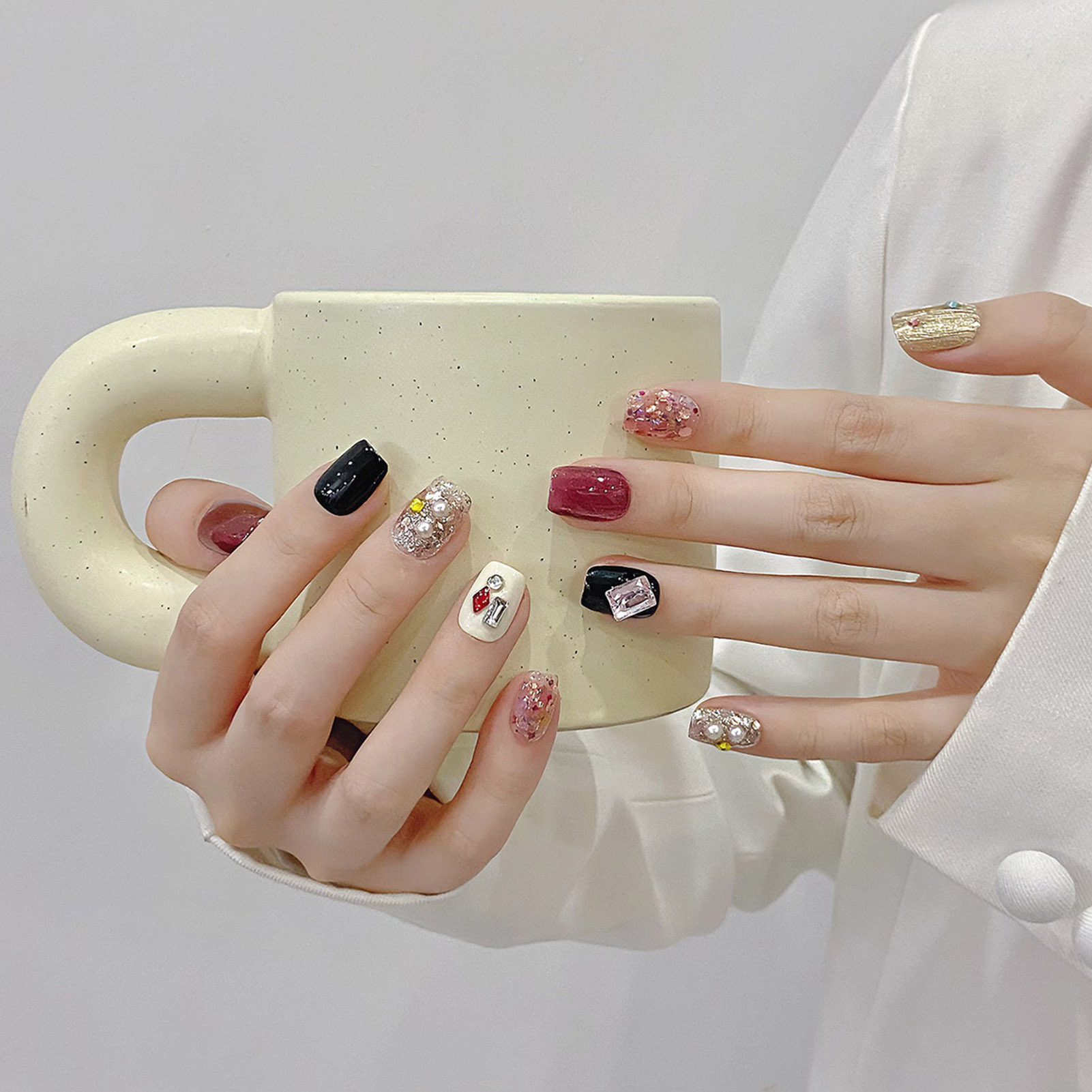 手作りのフェイクネイル,ピンクのスパンコール,猫の目,光沢の - Nail Art Cat Eye のレビューと価格